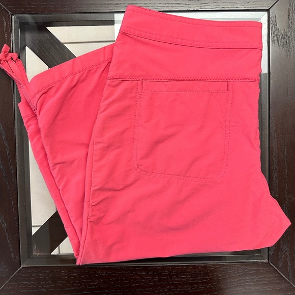 **CABELA'S** Hot Pink Cropped Outdoor Tie Cuff Pants Size 10 - Picture 1 of 8